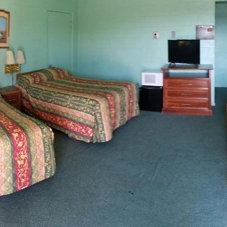 Holiday Host Motel Sonora Exteriér fotografie